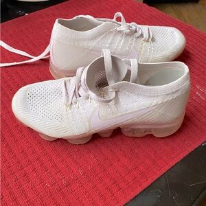 D: Women’s Nike Air Max- Vapormax style 849557 501 Pale Pink Sz 7 gently used